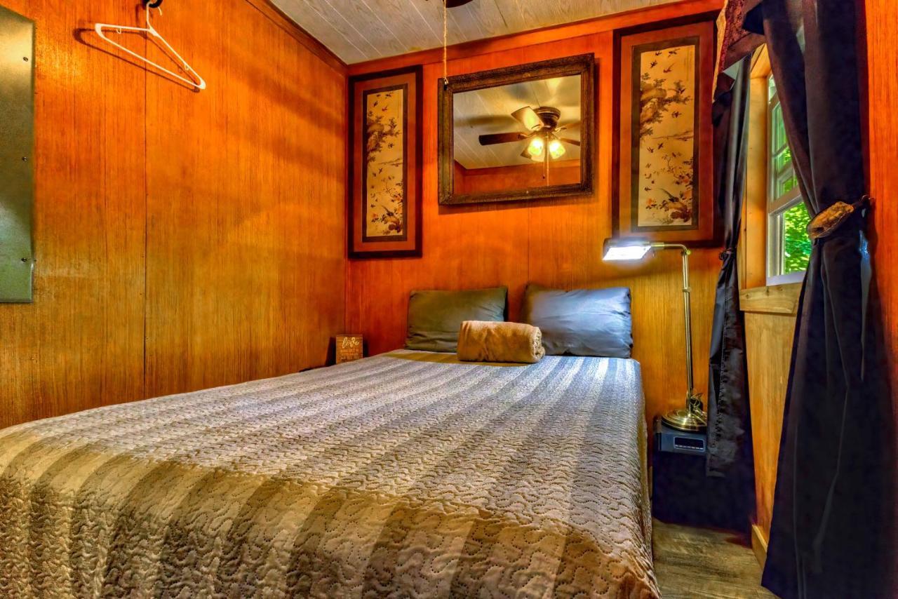 Panther Creek Cabins Чероки Екстериор снимка