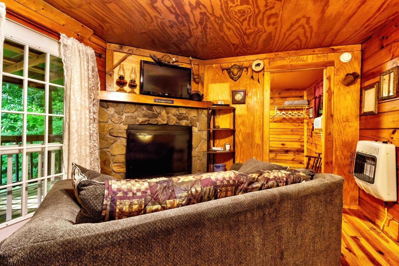 Panther Creek Cabins Чероки Екстериор снимка